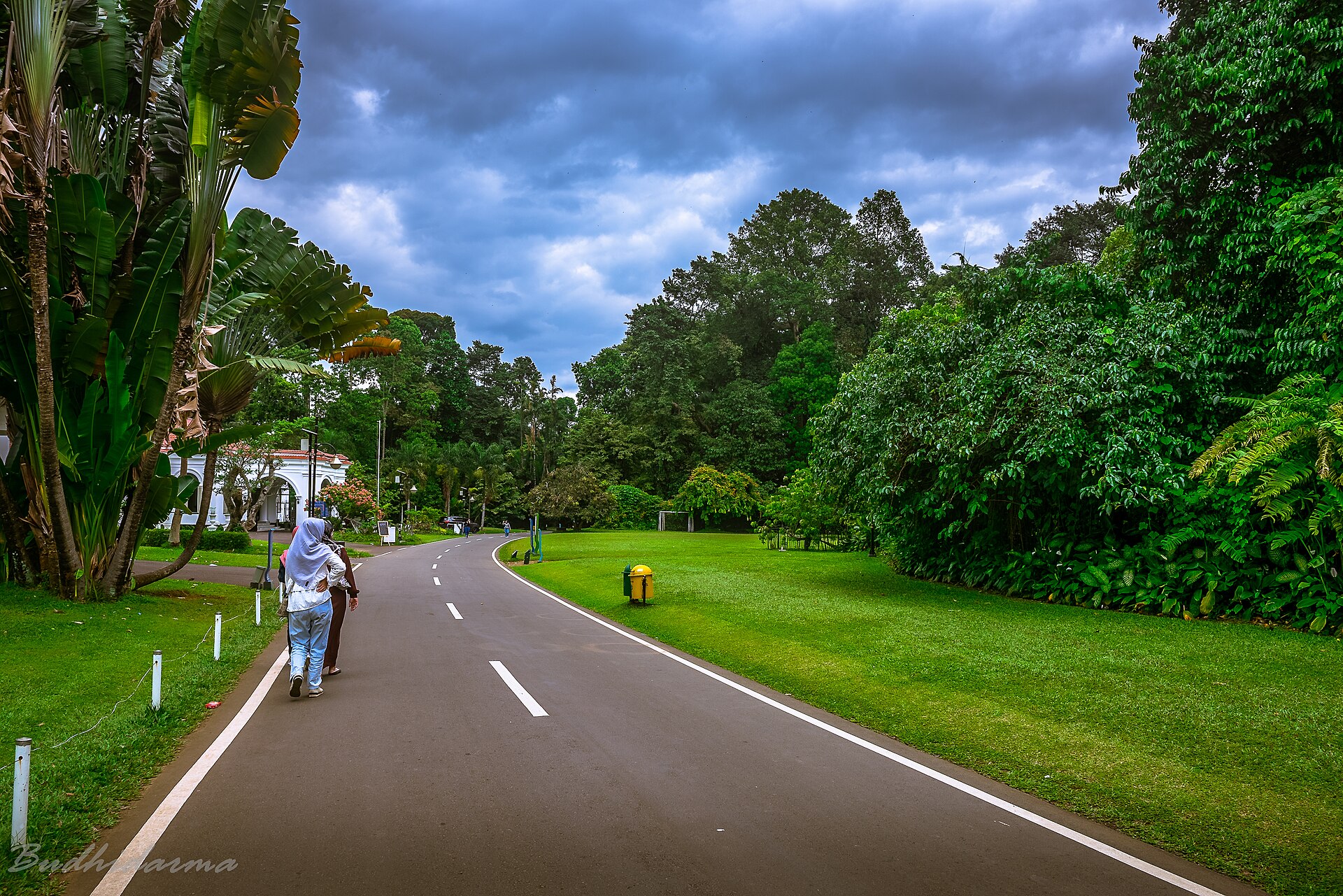 Slow Weekend in Old Kandy